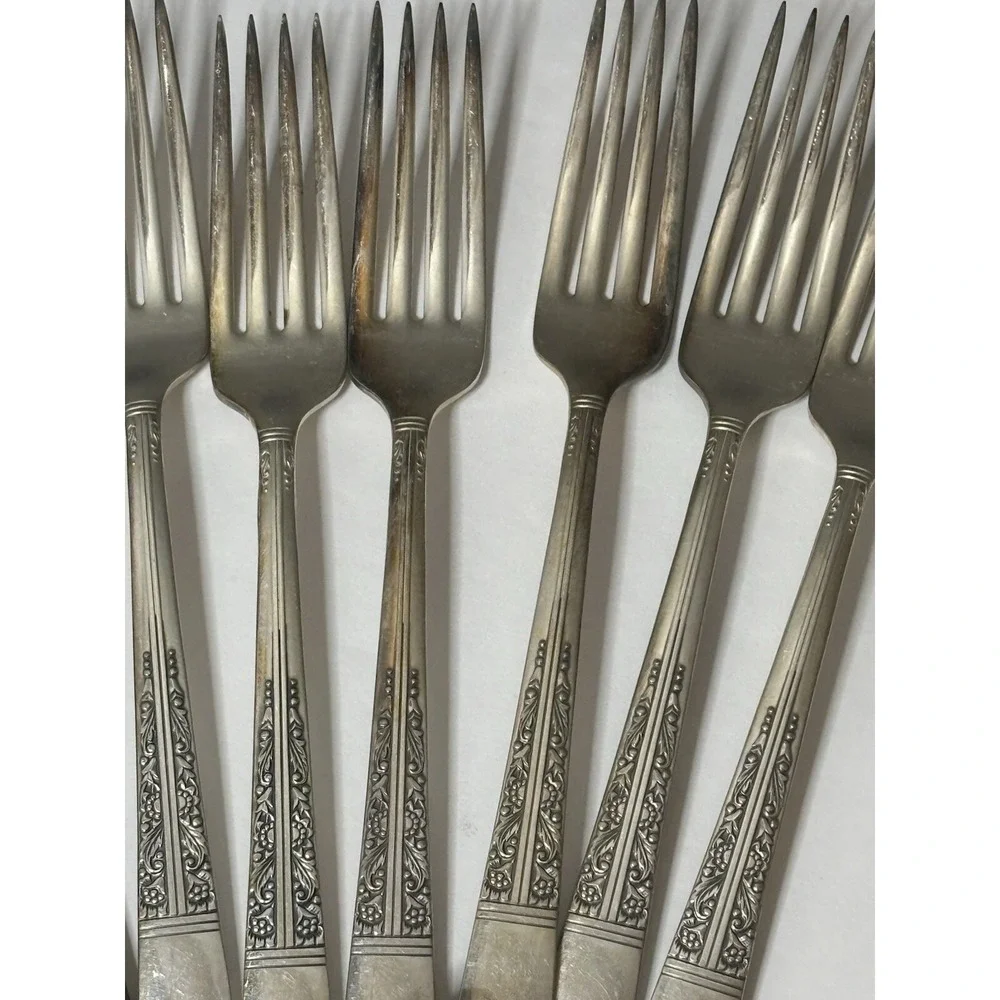 LOT OF 24PC Oakleigh Royal York Silverplate Tudor Flatware Oneida Community 1937